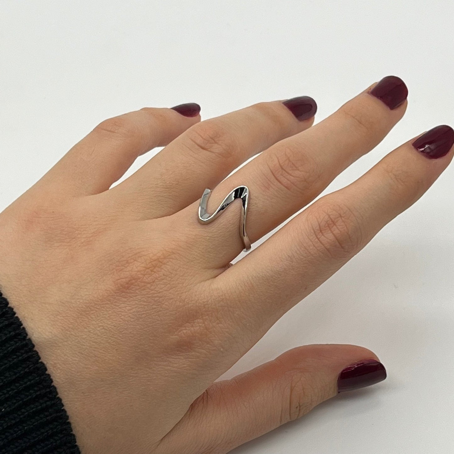 Thin Wave Ring For Ring